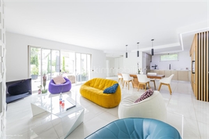 maison d'architecte à la vente -   93340  LE RAINCY, surface 180 m2 vente maison d'architecte - UBI431938760